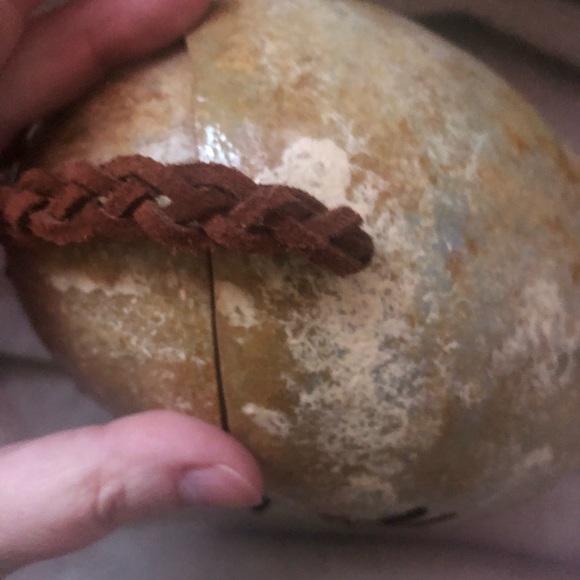 Beautiful Dragonfly hand-carved hard-shell purse - Picture 12 of 12